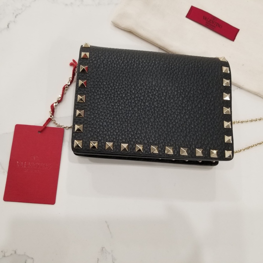 Sold Tradesy Valentino Rockstud Chain Pouch - Picture 2 of 7
